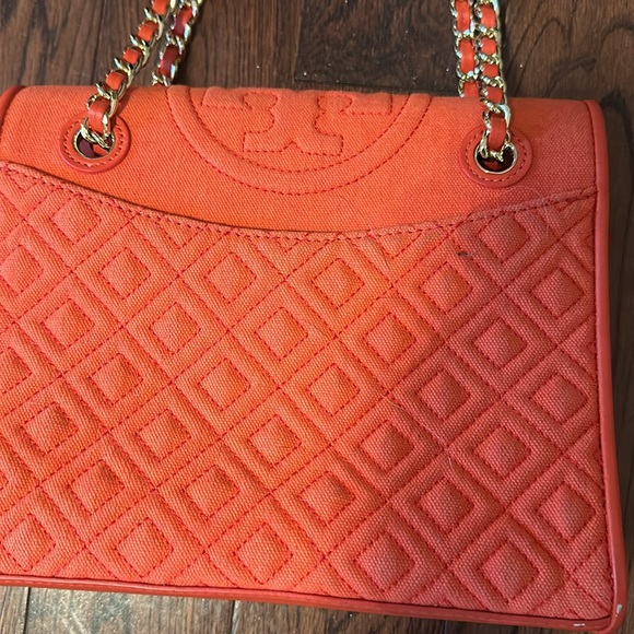 Tory Burch women’s cross body. (Made with fabric) - Picture 3 of 4